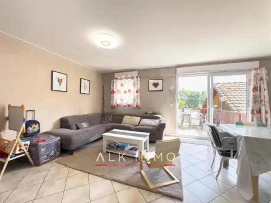 Achat appartement à vendre 5 pièces 95 m² - La Balme-de-Sillingy