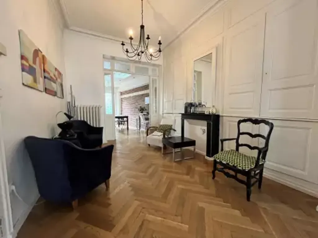 Achat maison à vendre 5 chambres 140 m² - Amiens