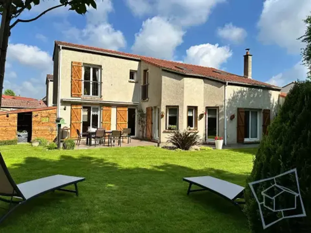 Achat maison à vendre 5 chambres 131 m² - Voisins-le-Bretonneux