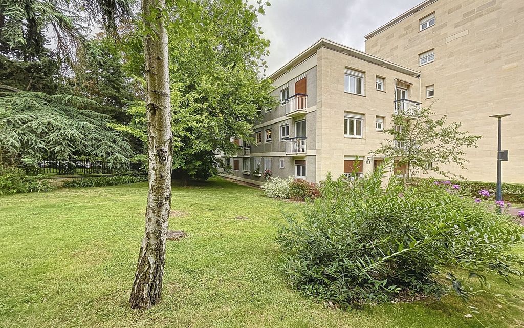 Achat appartement à vendre 5 pièces 92 m² - Sceaux