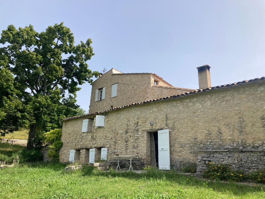 Achat maison à vendre 5 chambres 277 m² - Forcalquier