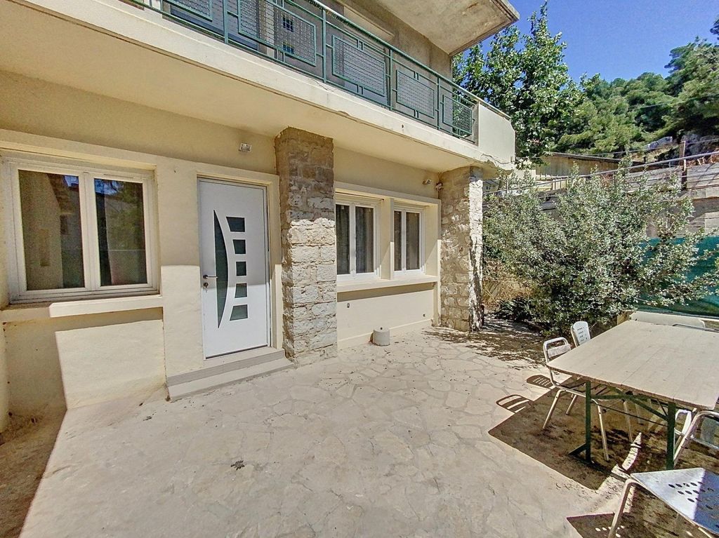 Achat maison à vendre 3 chambres 97 m² - Marseille 16ème arrondissement