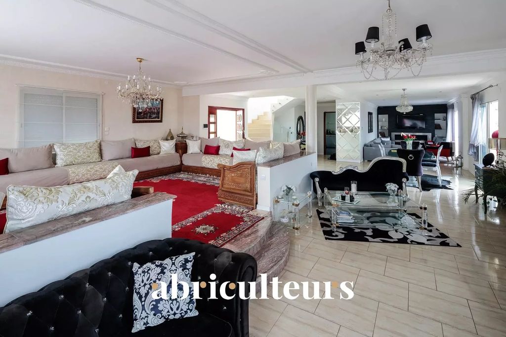 Achat maison à vendre 3 chambres 220 m² - Vallauris