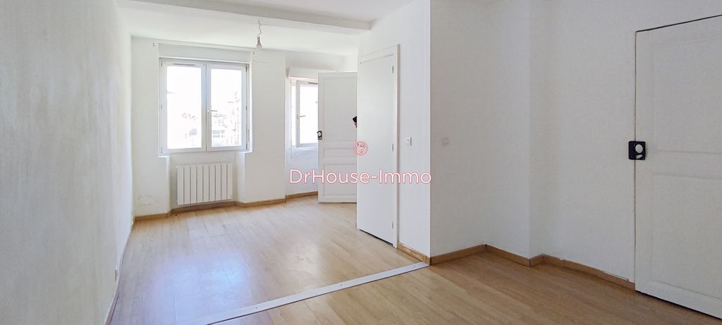 Achat maison à vendre 2 chambres 66 m² - Saint-Hippolyte