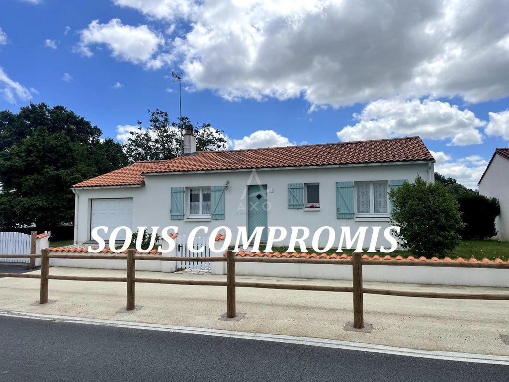 Achat maison à vendre 2 chambres 85 m² - La Copechagnière