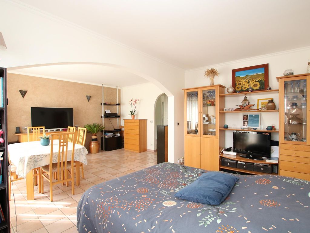 Achat appartement à vendre 4 pièces 72 m² - Chilly-Mazarin