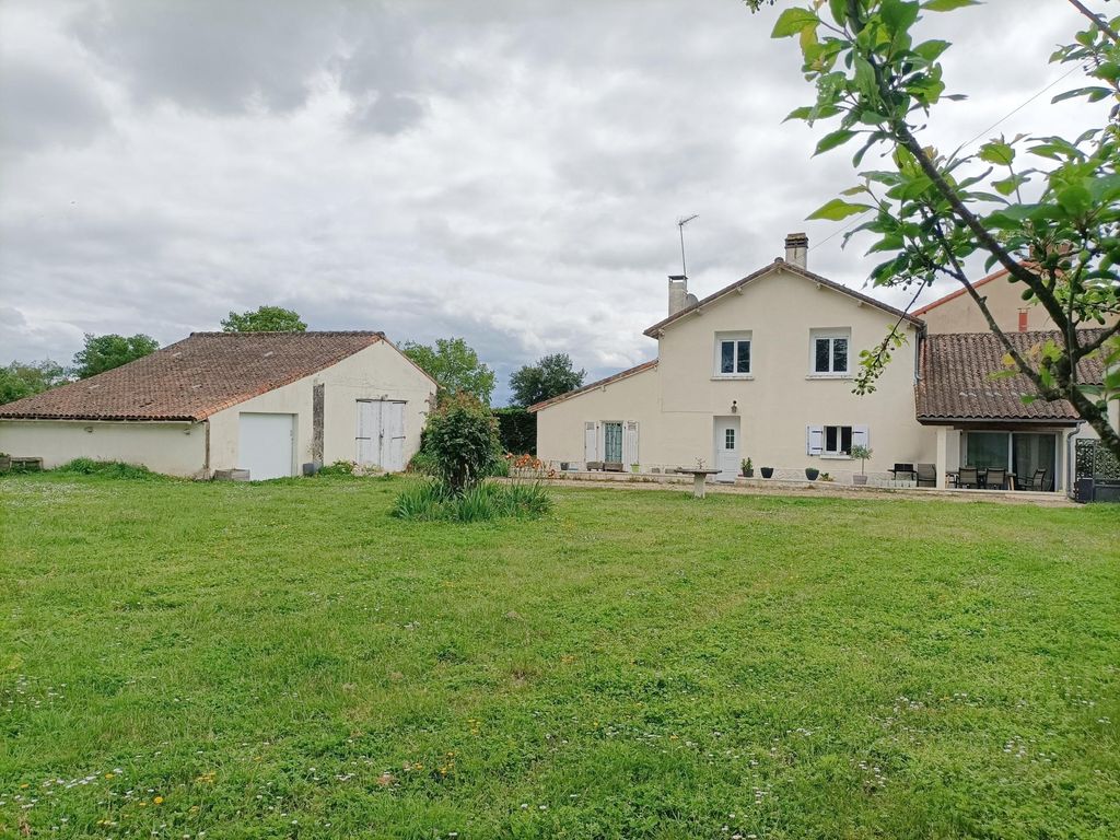 Achat maison à vendre 4 chambres 148 m² - Queaux