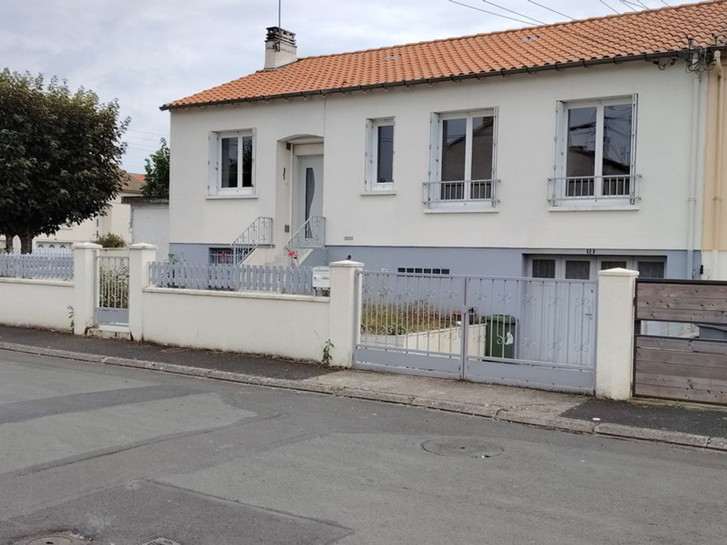 Achat maison à vendre 4 chambres 103 m² - Niort