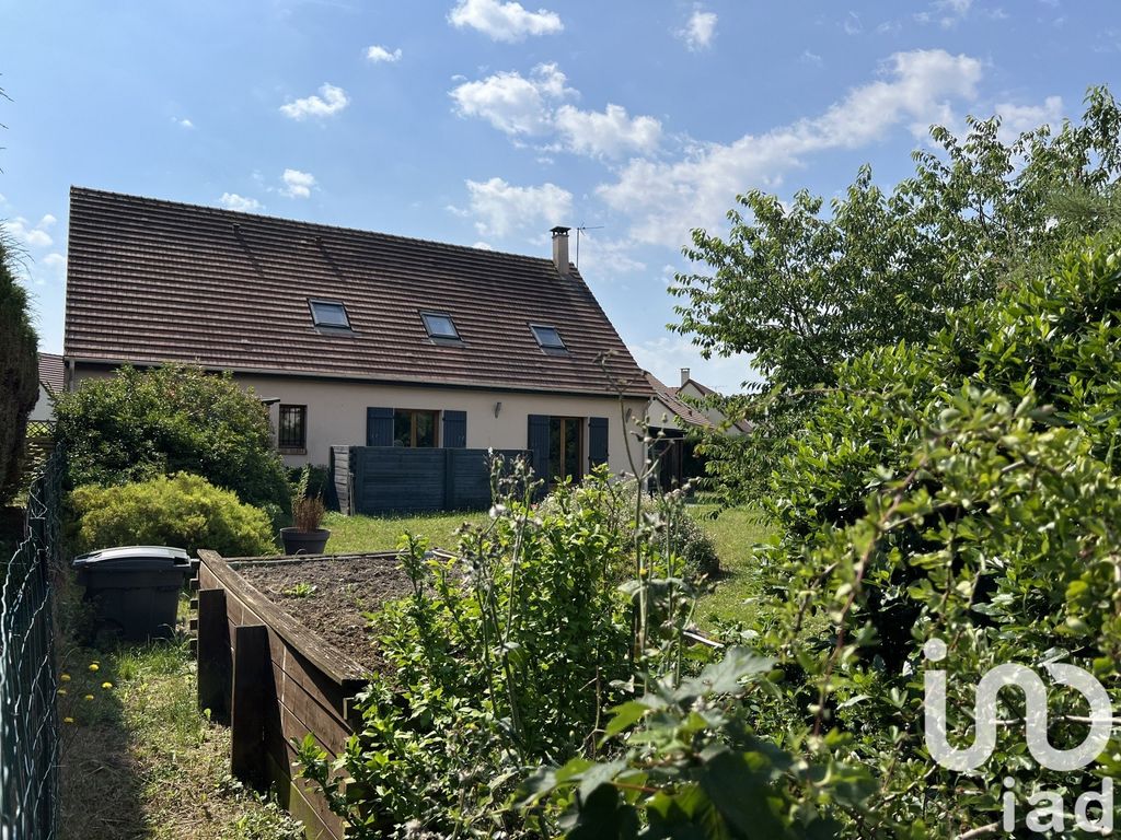 Achat maison à vendre 5 chambres 167 m² - Sainte-Gemme-Moronval