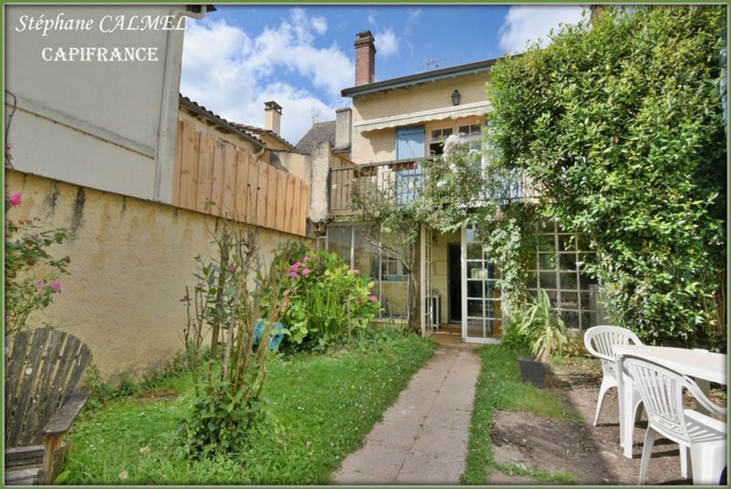 Achat maison à vendre 4 chambres 159 m² - Saint-Capraise-de-Lalinde