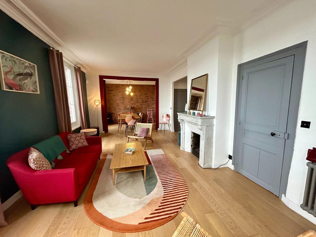 Achat maison à vendre 5 chambres 161 m² - Houlgate