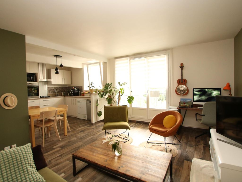 Achat appartement à vendre 3 pièces 64 m² - Chilly-Mazarin