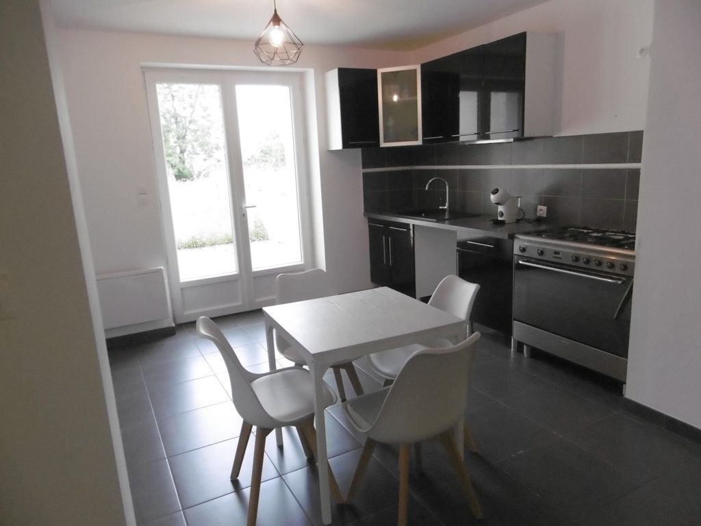 Achat maison à vendre 3 chambres 82 m² - Segré-en-Anjou-Bleu