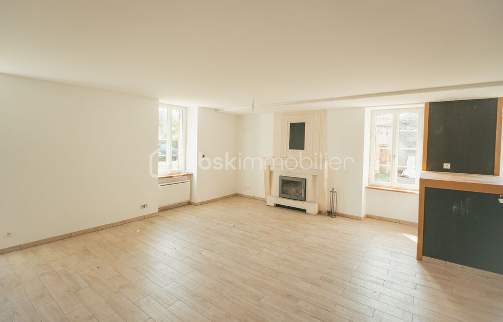 Achat maison à vendre 2 chambres 130 m² - Grézac