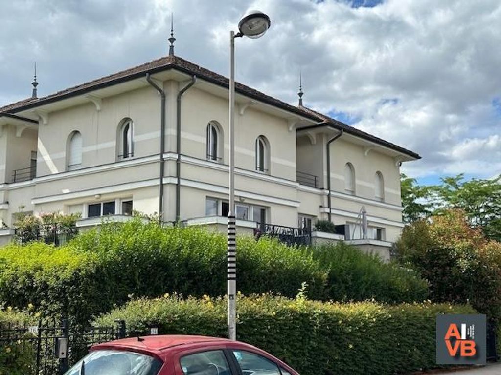 Achat triplex à vendre 5 pièces 107 m² - Bussy-Saint-Georges