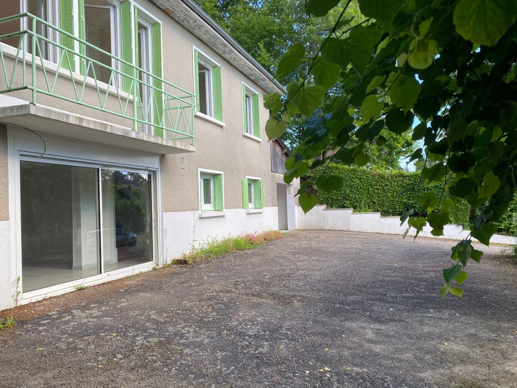 Achat maison 5 chambre(s) - Châteauneuf-la-Forêt