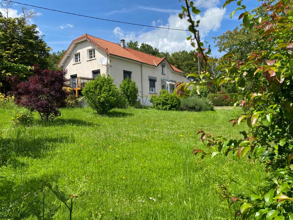 Achat maison à vendre 5 chambres 155 m² - Châteauneuf-la-Forêt