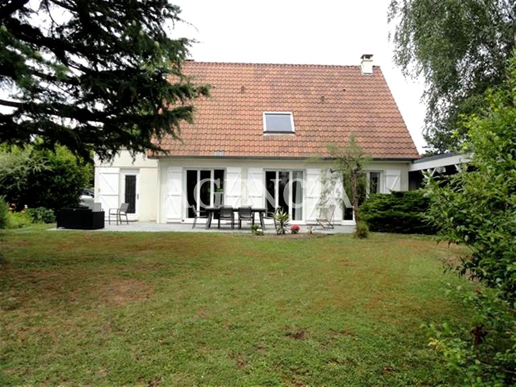 Achat maison à vendre 5 chambres 147 m² - Pontault-Combault