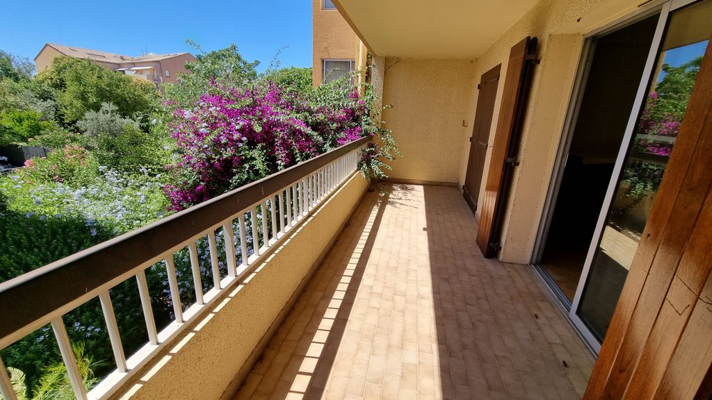 Achat appartement à vendre 2 pièces 38 m² - Sanary-sur-Mer