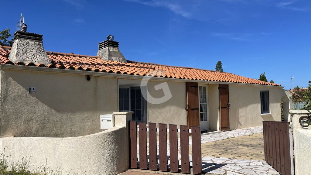 Achat maison à vendre 3 chambres 75 m² - La Jonchère