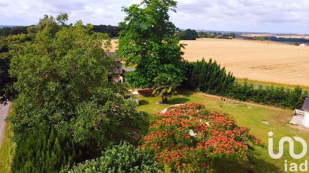 Achat maison à vendre 3 chambres 196 m² - Lencloître