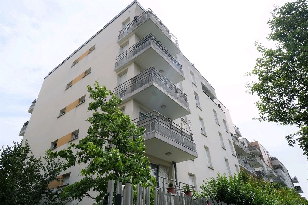 Achat appartement à vendre 2 pièces 39 m² - Aulnay-sous-Bois