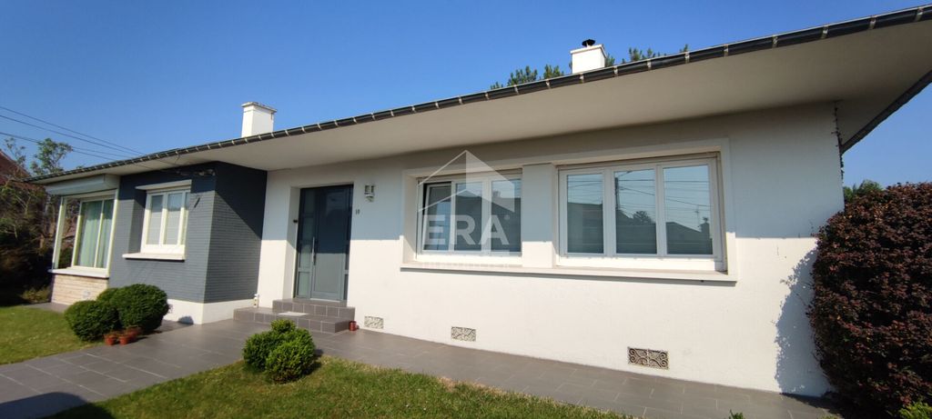 Achat maison à vendre 4 chambres 208 m² - Éleu-dit-Leauwette