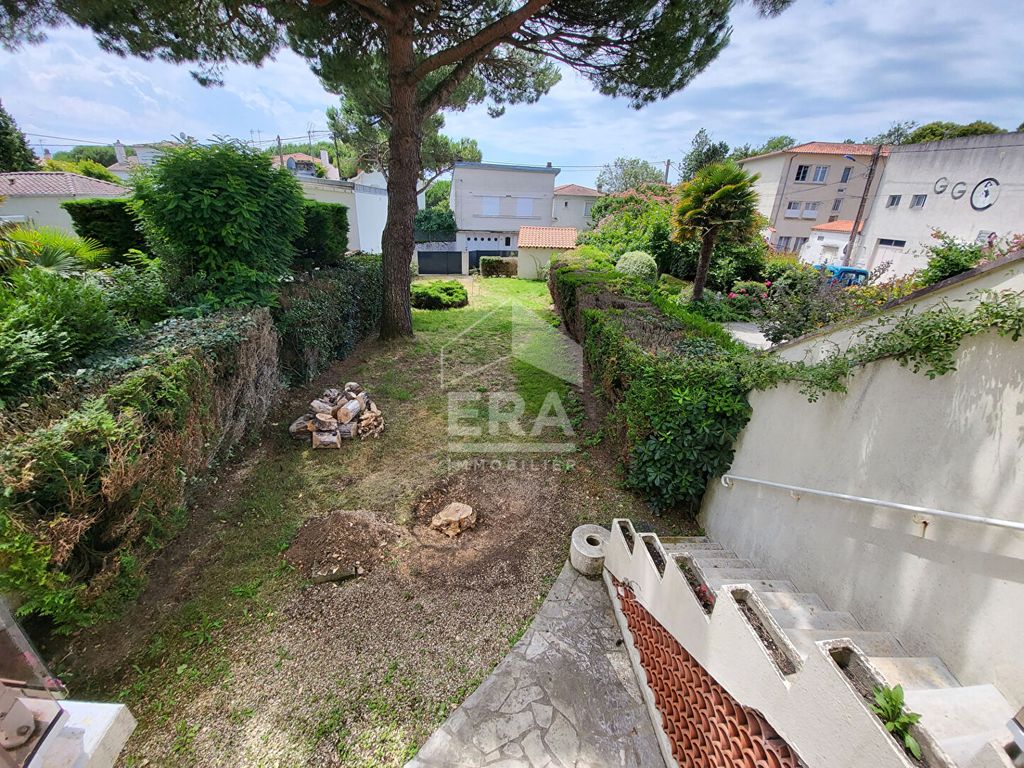 Achat maison à vendre 4 chambres 151 m² - Royan