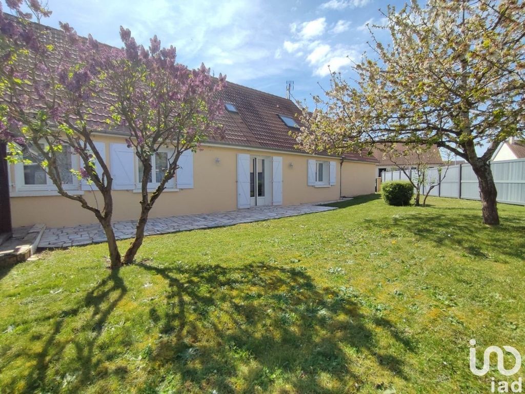 Achat maison à vendre 5 chambres 152 m² - Chartres