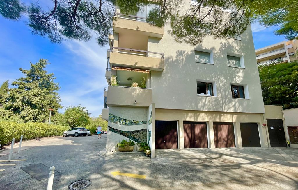 Achat appartement à vendre 4 pièces 90 m² - Toulon