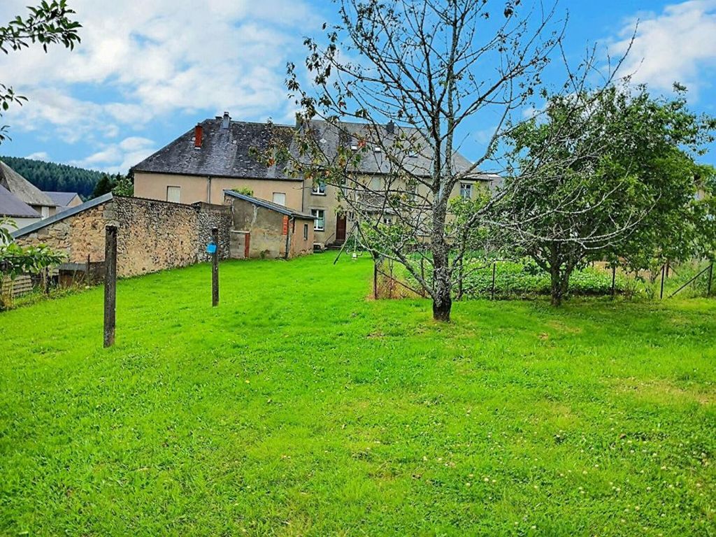 Achat maison à vendre 5 chambres 140 m² - Montsauche-les-Settons