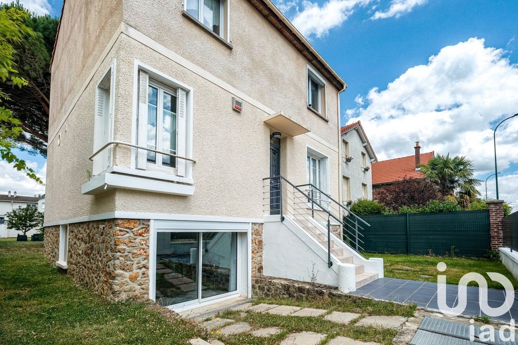 Achat maison à vendre 5 chambres 146 m² - Vaires-sur-Marne