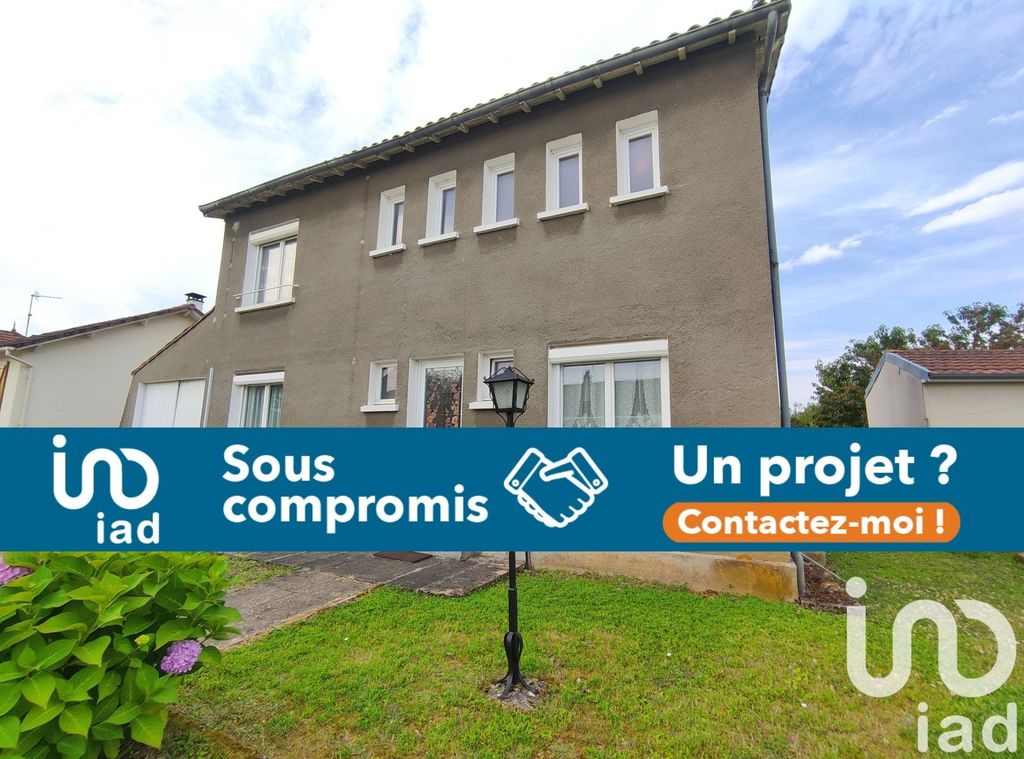 Achat maison à vendre 5 chambres 112 m² - Lussac-les-Châteaux