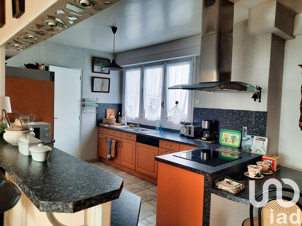 Achat appartement à vendre 4 pièces 111 m² - Vichy