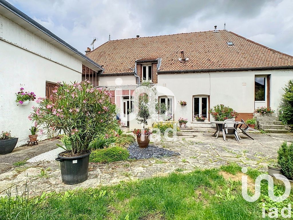 Achat maison à vendre 5 chambres 243 m² - Semoine