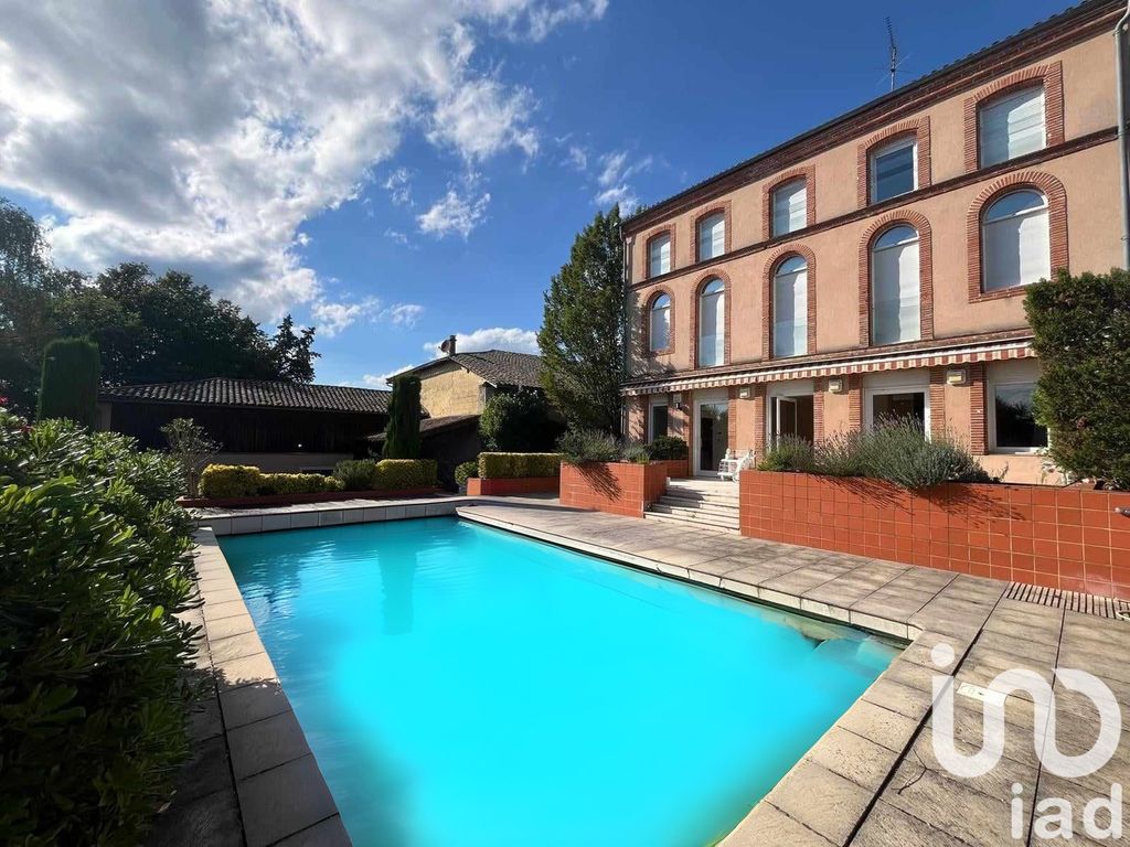 Achat maison à vendre 5 chambres 380 m² - Castelsarrasin