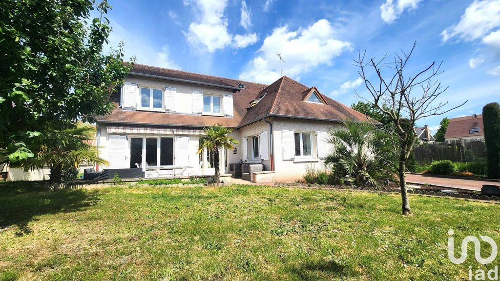 Achat maison à vendre 6 chambres 215 m² - Leuville-sur-Orge