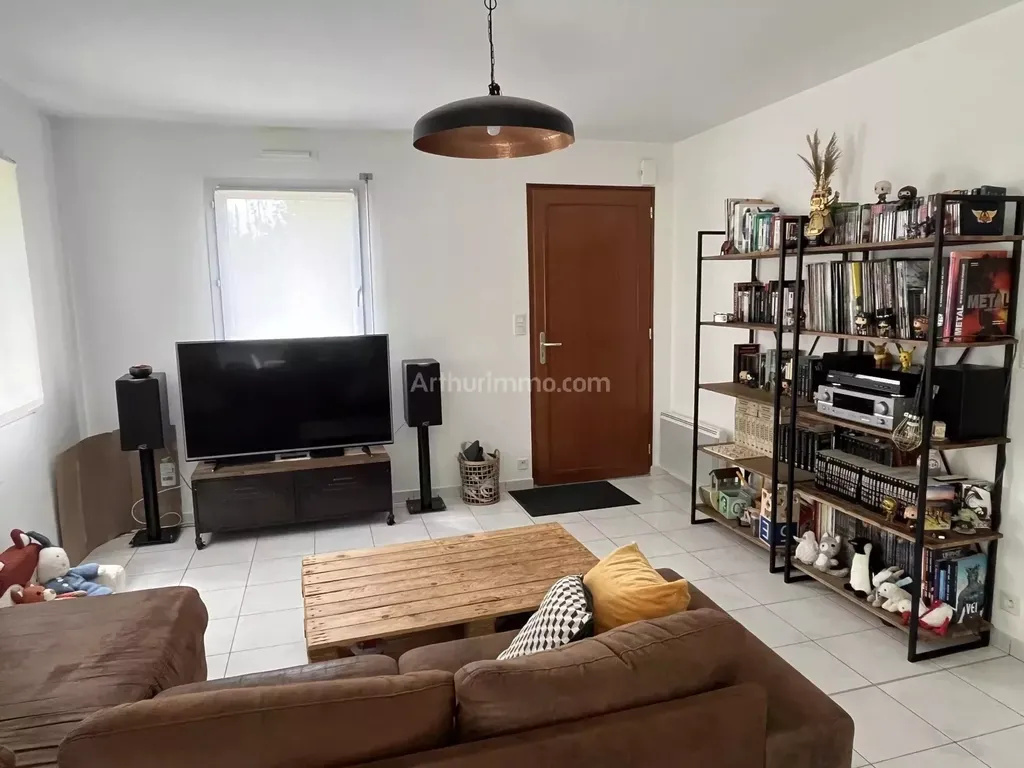 Achat maison à vendre 2 chambres 84 m² - Vignoc