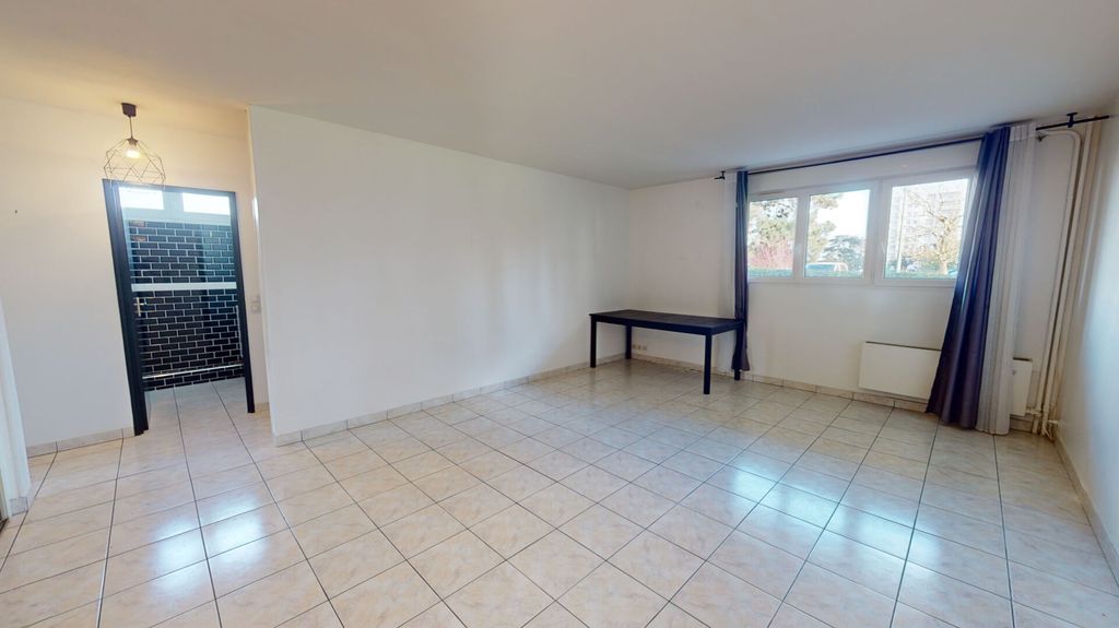 Achat appartement à vendre 2 pièces 55 m² - Chilly-Mazarin