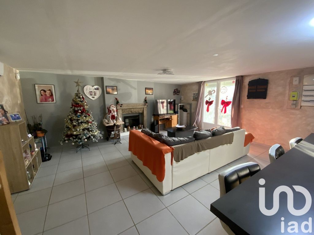 Achat maison à vendre 2 chambres 120 m² - Saint-Gildas-des-Bois