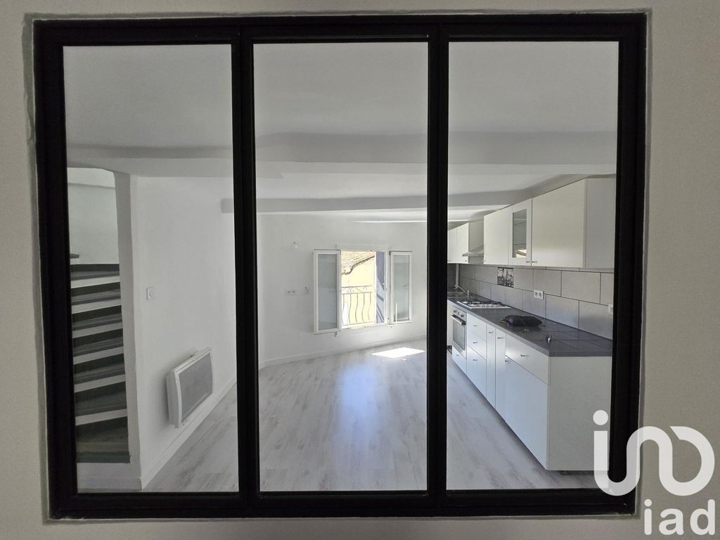 Achat appartement à vendre 3 pièces 59 m² - La Tour-d'Aigues