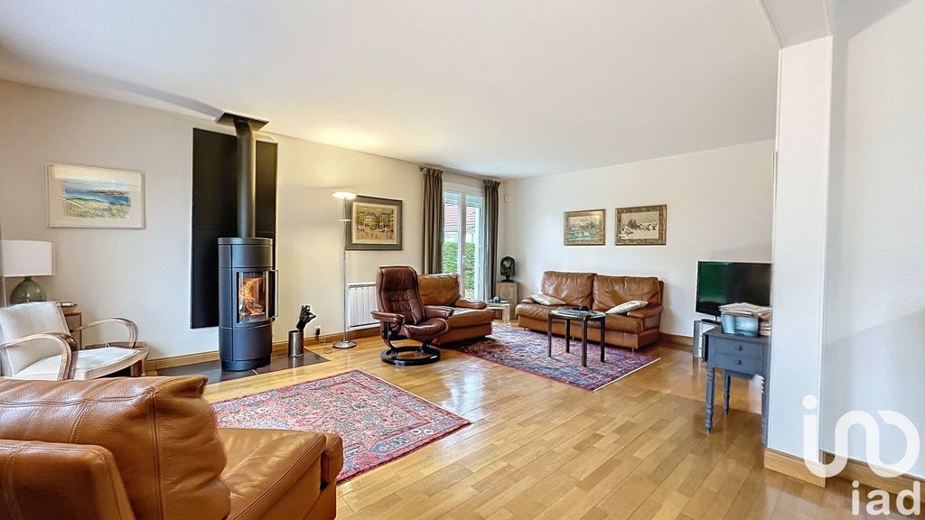 Achat maison à vendre 5 chambres 145 m² - Rubelles