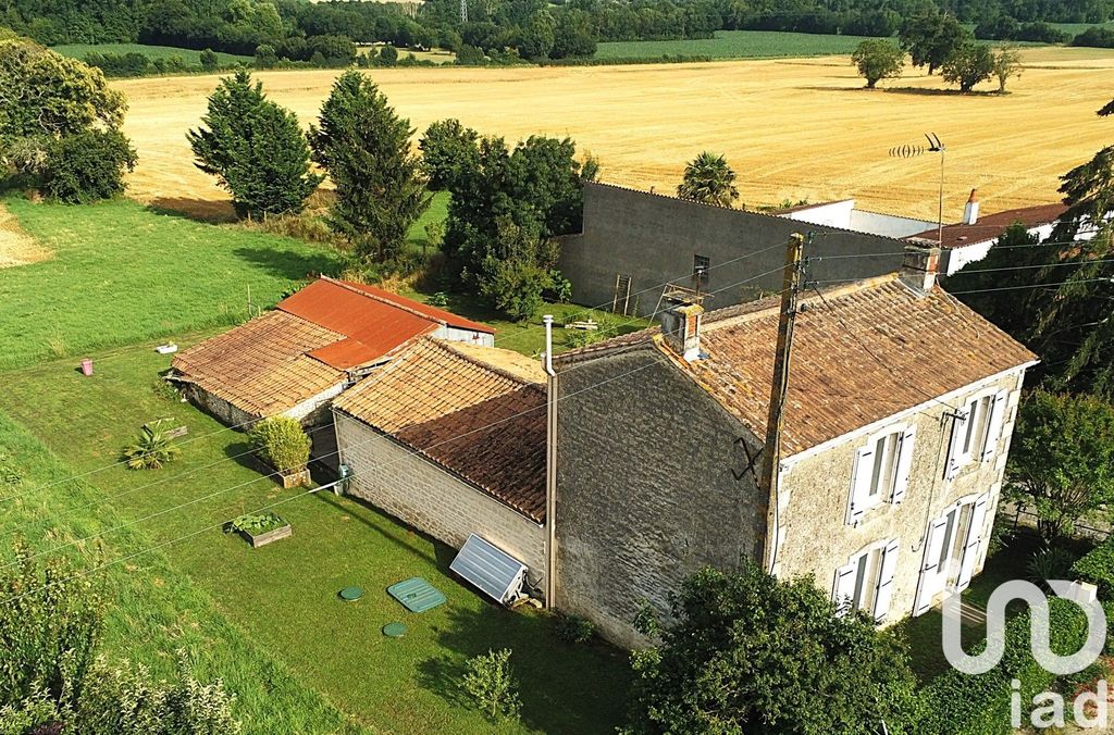 Achat maison à vendre 2 chambres 112 m² - Xanton-Chassenon