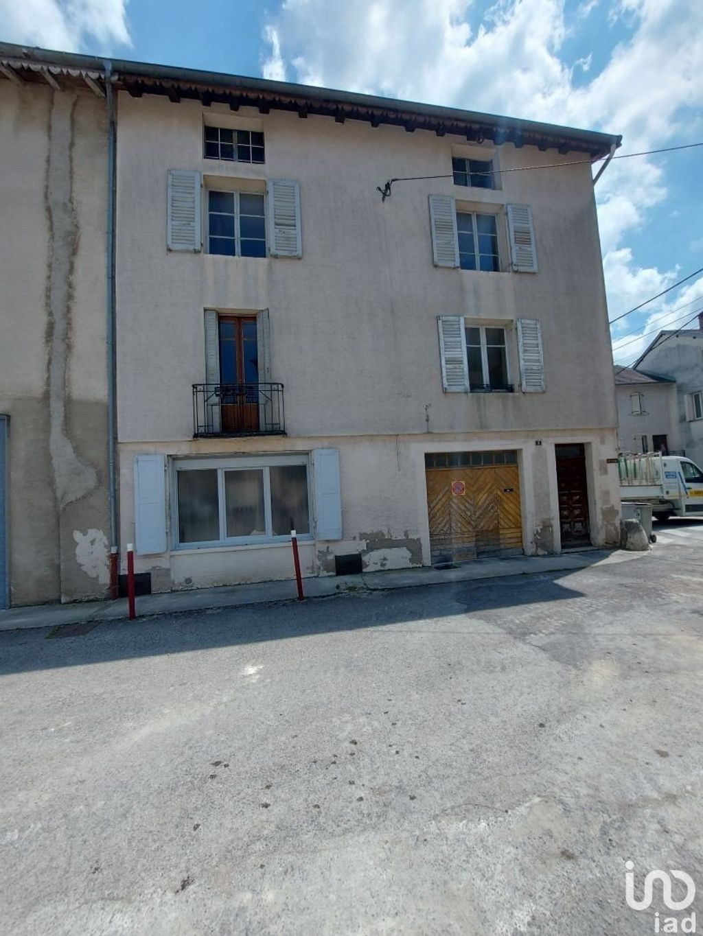 Achat maison à vendre 3 chambres 101 m² - Arinthod