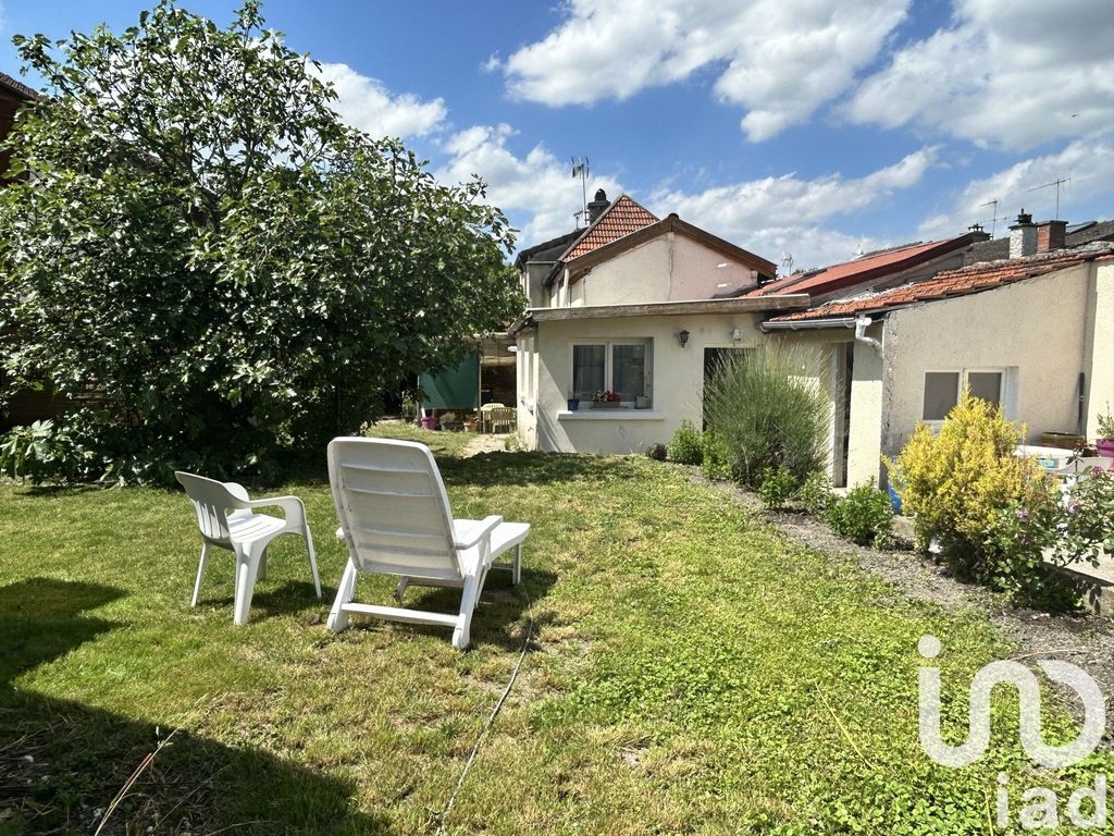 Achat maison à vendre 2 chambres 85 m² - Châlons-en-Champagne