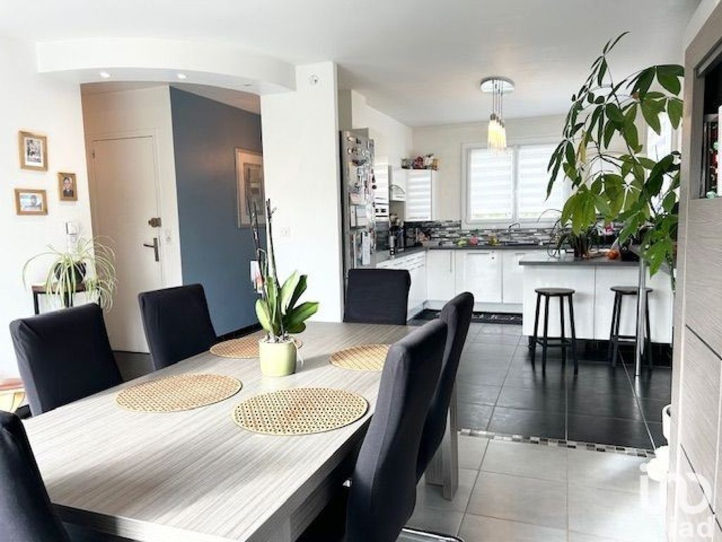 Achat maison à vendre 3 chambres 130 m² - Bouzy