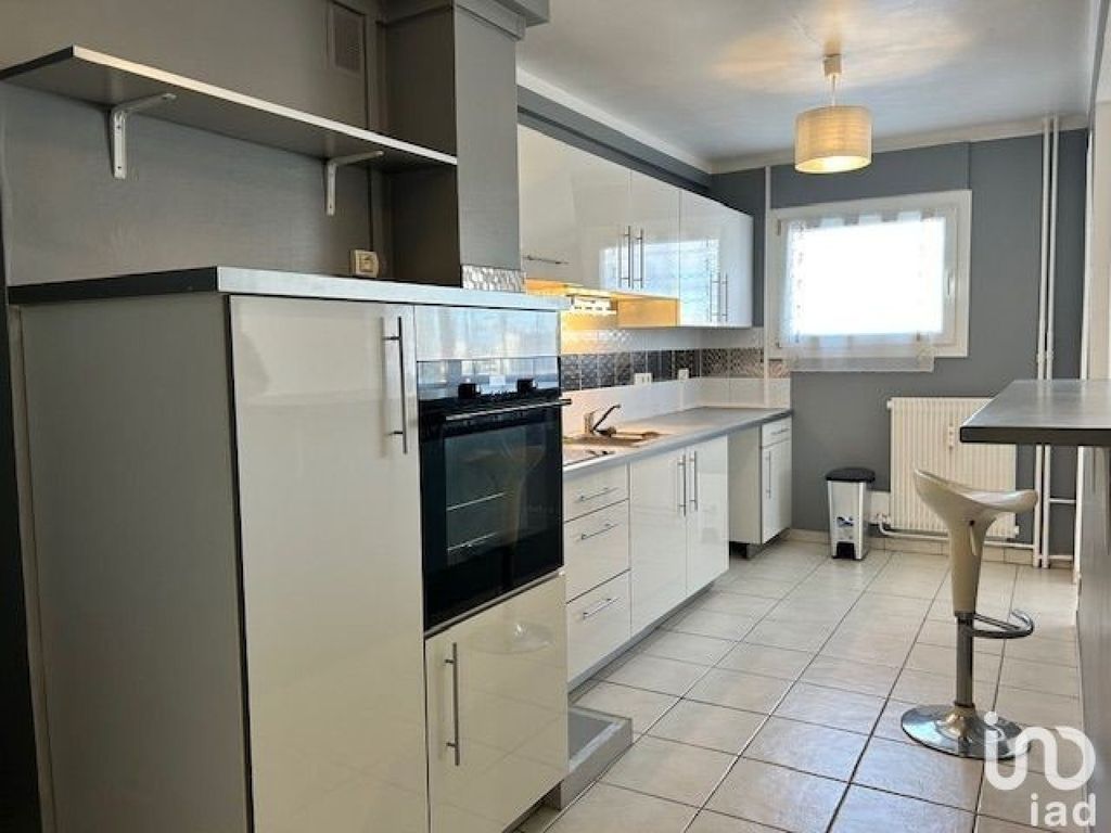 Achat appartement à vendre 3 pièces 76 m² - Châlons-en-Champagne