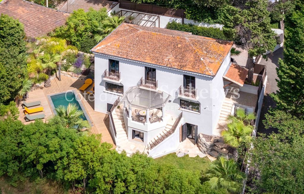 Achat maison à vendre 5 chambres 227 m² - Cannes