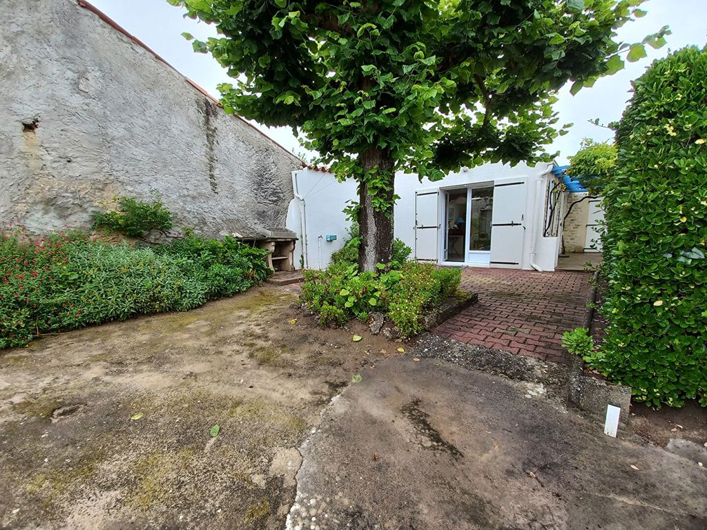 Achat maison à vendre 2 chambres 69 m² - Saint-Georges-d'Oléron