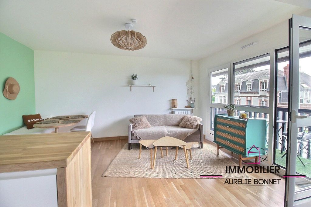 Achat appartement à vendre 2 pièces 31 m² - Benerville-sur-Mer